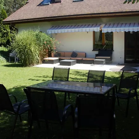 Calm House In Suburbs Of Cracow Дом отдыха