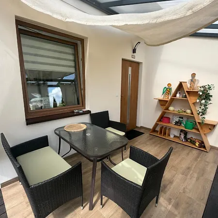 Vakantiehuis Calm House In Suburbs Of Cracow *